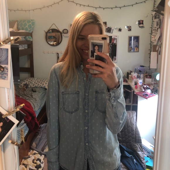 Long sleeve button down shirt - Picture 1 of 4